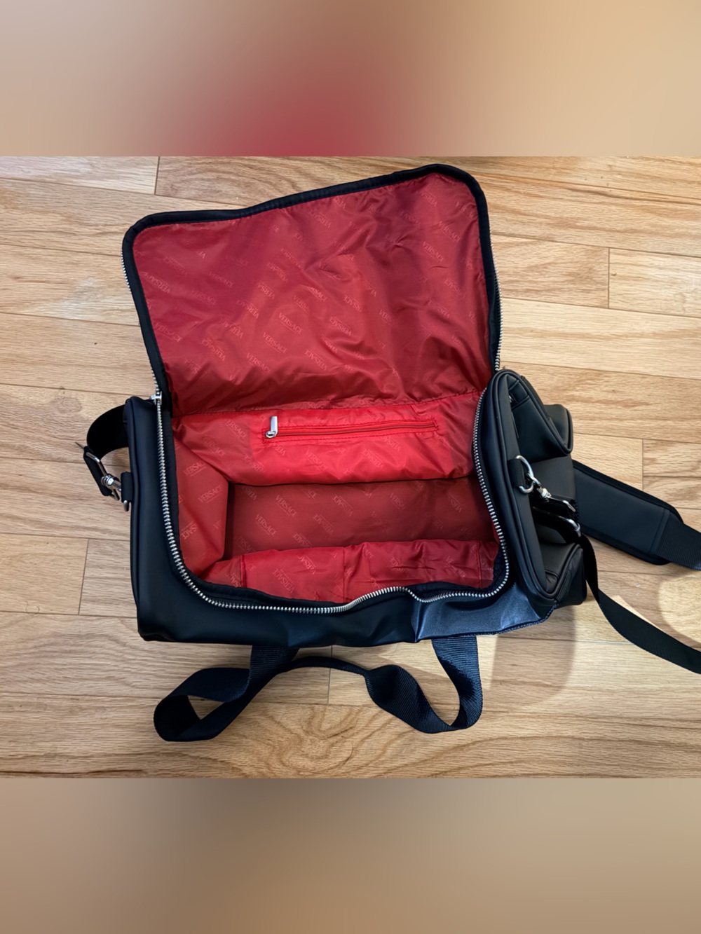 Versace duffle bag - Picture 2 of 2